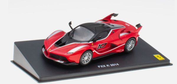 MAGFERFXX10 - FERRARI FXX K #10 2014 rood - 1