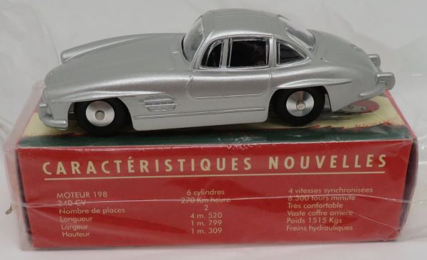 MAGQUIRALU300SL - MERCEDES-BENZ 300 SL 240pk Zilver - 1