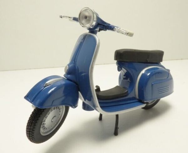 MAGVES0025 - 1969 VESPA 150 Sprint Veloce Blauw - 1