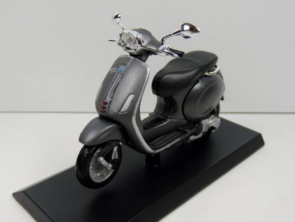 MAGVES1004 - VESPA Sprint 150 ABS 2014 Grijs - 1