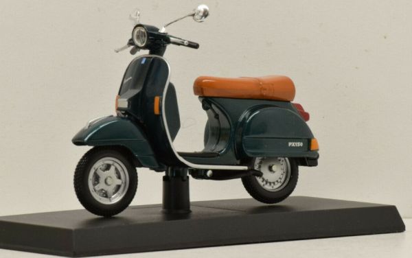 MAGMOT056 - Scooter VESPA 150PX 1999 groen - 1