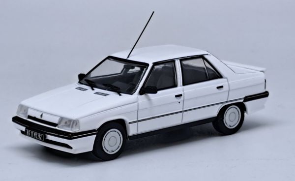 ODE155 - RENAULT 9 GTL Wit - Gelimiteerd tot 504 exemplaren. - 1