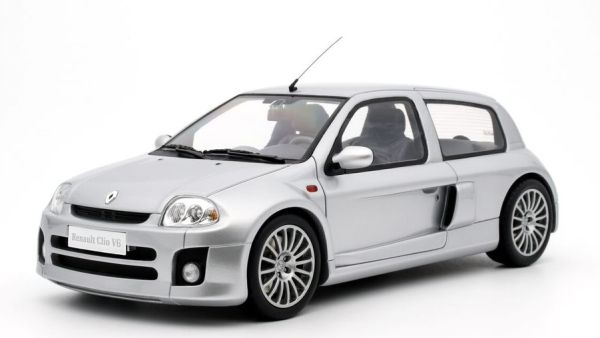 OT1034 - RENAULT Clio V6 Fase 1 2001 Zilver - 1