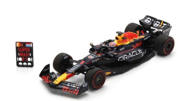 SPAS8916 - RED BULL RB19 #1 Oracle Red Bull Racing Winnaar GP België 2023 met pitboard Max Verstappen - 1