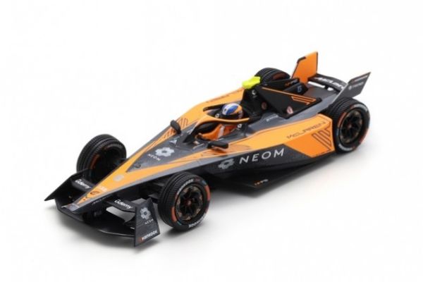 SPAS6541 - NEOM McLAREN Formule E Team #5 Formule E Seizoen 10 2023-2024 Jake Hughes - 1