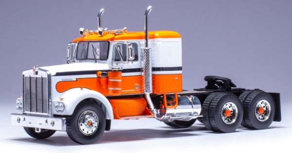 IXOTR203.22 - KENWORTH W 925 6x4 1970 Oranje en wit - 1