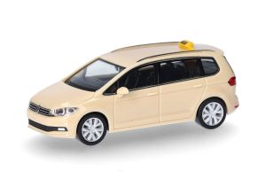 HER097802 - VOLKSWAGEN Touran Taxi beige