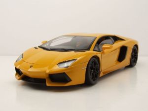 WEL18041JAUNE - 2011 LAMBORGHINI Aventator LP700-4 Geel