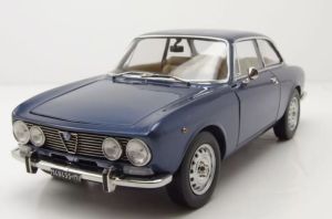 NOREV187915 - ALFA ROMEO 2000 GTV 1973 Blauw metallic