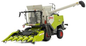 MAR2403 - Voederoogst CLAAS Evion 410 met Rovio frees 4.675FC