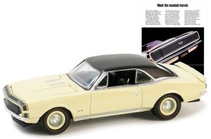 GREEN39140-C - CHEVROLET Camaro SS/RS 1967 Beige uit de serie VINTAGE AD CARS in blisterverpakking