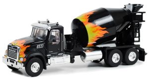 GREEN45180-B - MACK Granite 6x4 spinner 2019 uit de S.D. TRUCKS reeks in blisterverpakking