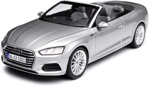 SPA5011705331 - AUDI A5 cabrio zilver