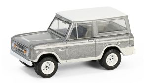 GREEN62030-E - FORD Bronco 1967 grijs uit de TV serie COUNTING CARS in blisterverpakking