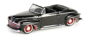 GREEN63060-A - 1947 FORD Deluxe Cabriolet CALIFORNIA LOWRIDERS in blisterverpakking