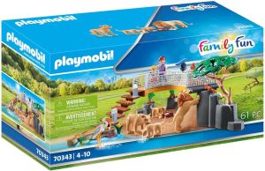 PLAY70343 - Leeuwenfamilie met vegetatie