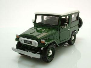 MMX79323VERT - TOYOTA FJ40 1974 groen