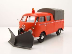 MMX79593 - VOLKSWAGEN Type 1 met oranje sneeuwploeg