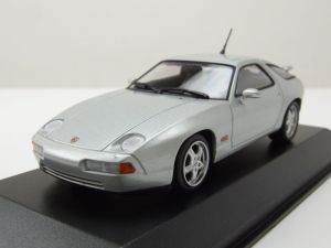 MXC940068105 - PORSCHE 928 GTS 1991 zilver metallic