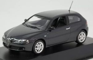 MXC940120561 - 2005 ALFA ROMEO 147 Zwart metallic