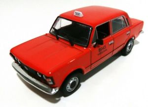 MAGPCFI125PTAXI - FIAT 125P Red Warsaw Taxi verkocht in blisterverpakking