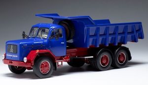 IXOTRUD004 - MAGIRUS Jupiter 6X6 Kipper Blauw