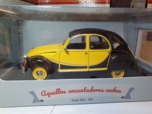 MAG242CVYBK - CITROEN 2CV6 Charleston 1982 geel en zwart