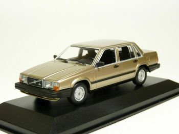 MXC940171702 - 1986 VOLVO 740 GL goud metallic