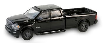 GREEN28150-F-NOIR - RAM 2500 Laramie 2024 zwart uit de BLACK BANDIT serie in blisterverpakking