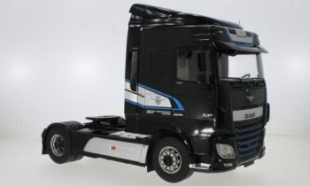 PRX30212 - 2018 DAF XF Space Cab 4x2 Zwart