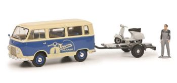 SCH3200 - FORD FK1000 beige met Vespa-aanhangwagen en beeldje