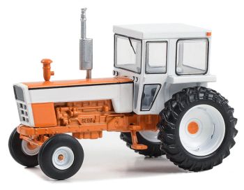 GREEN48080-C - 1973 Oranje en witte tractor met cabine uit de serie DOWN ON THE FARM in blisterverpakking