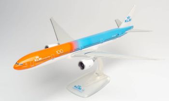 HER611275-001 - BOEING 777-300ER KLM Orange Pride 100 jaar