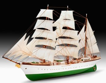 REV65432 - Gorch Fock zeilboot om in elkaar te zetten en te beschilderen met verf en toebehoren