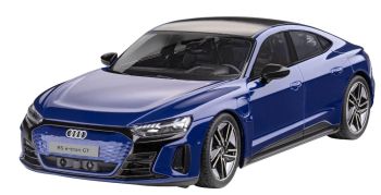 REV67698 - Audi e-tron GT 2020 wordt geassembleerd en gespoten