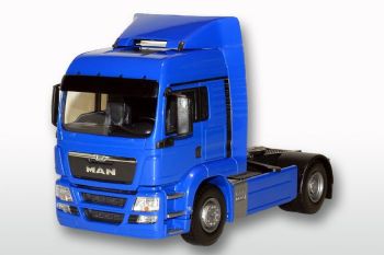 EMEK82004 - MAN TGS LX Trekker 4x2 Blauw