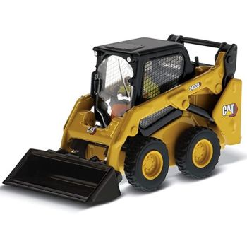 DCM85676 - Wiellader CATERPILLAR 242D3 met meegeleverde accessoires