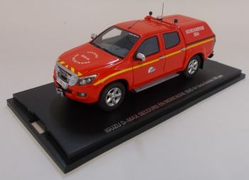 ALARME0029 - ISUZU D-MAX dubbele cabine brandweerman SDIS 64 Pyrenees Atlantiques Secours en Montagne beperkt tot 300 eenheden