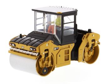 DCM85595 - CATERPILLAR CB 13 tandemverdichter met cabine