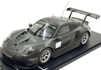 IXO-LEGT18057 - PORSCHE 911 RSR Full Carbon pre-seizoenstestauto 2020