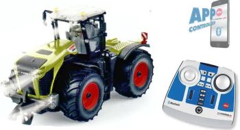 SIK6794 - CLAAS Xerion 5000 Radiogestuurd met Bluetooth afstandsbediening