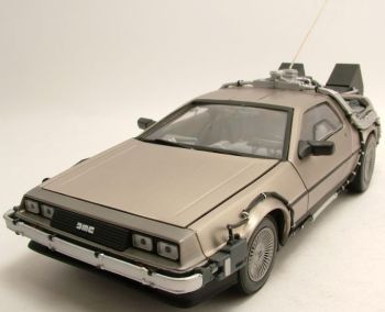 SUN2711 - DELOREAN DMC12 Terug naar de toekomst I