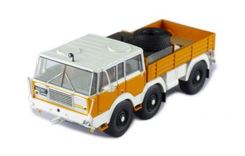 IXOTRU039.22 - TATRA 813 6x6 1968 Oranje en wit