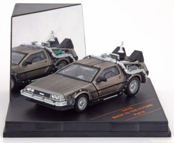 VIT24010 - Delorean DMC 12 wegpositie uit de film Back to the Future II